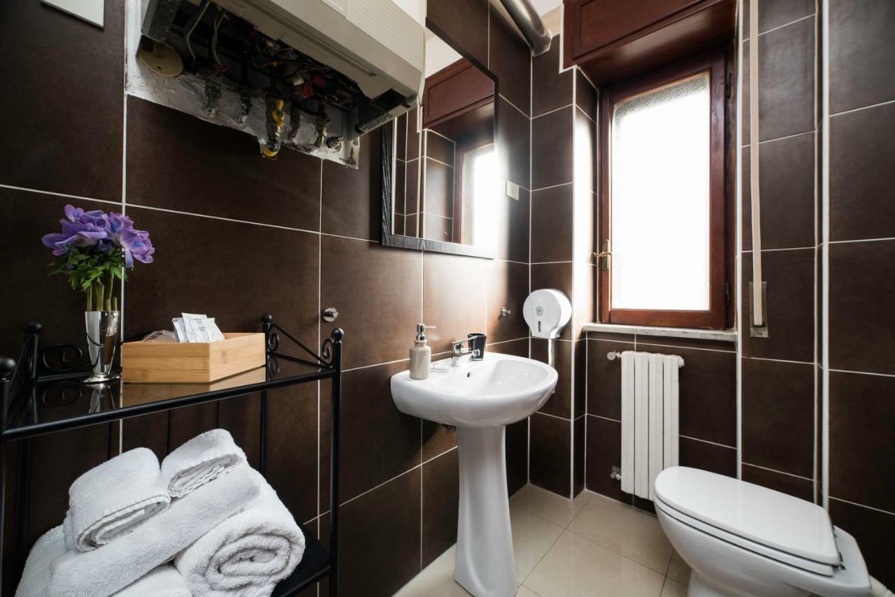 B&B In Centro 33 Салерно Экстерьер фото