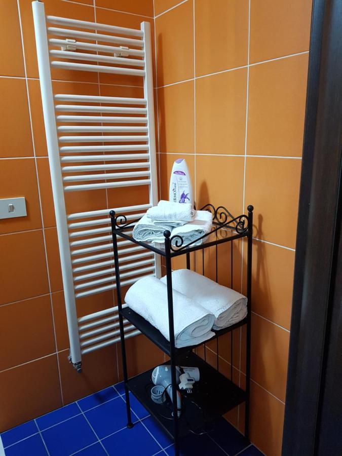 B&B In Centro 33 Салерно Экстерьер фото